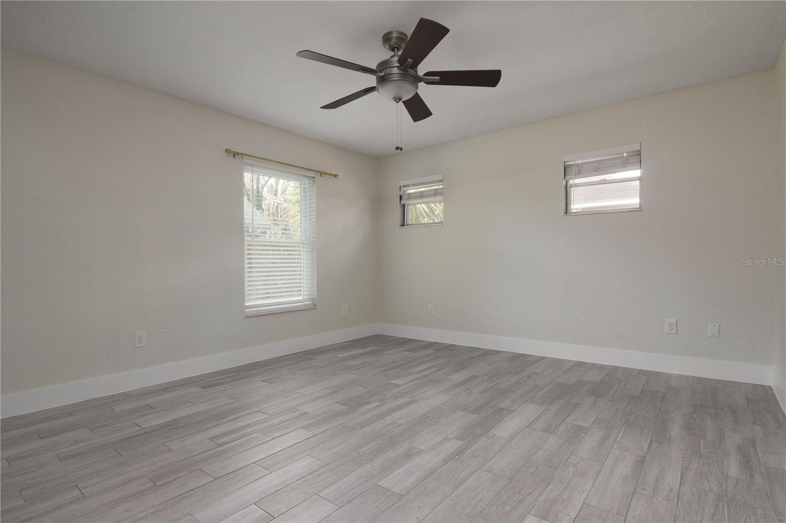 HOURGLASS HOMES - Residential Lease