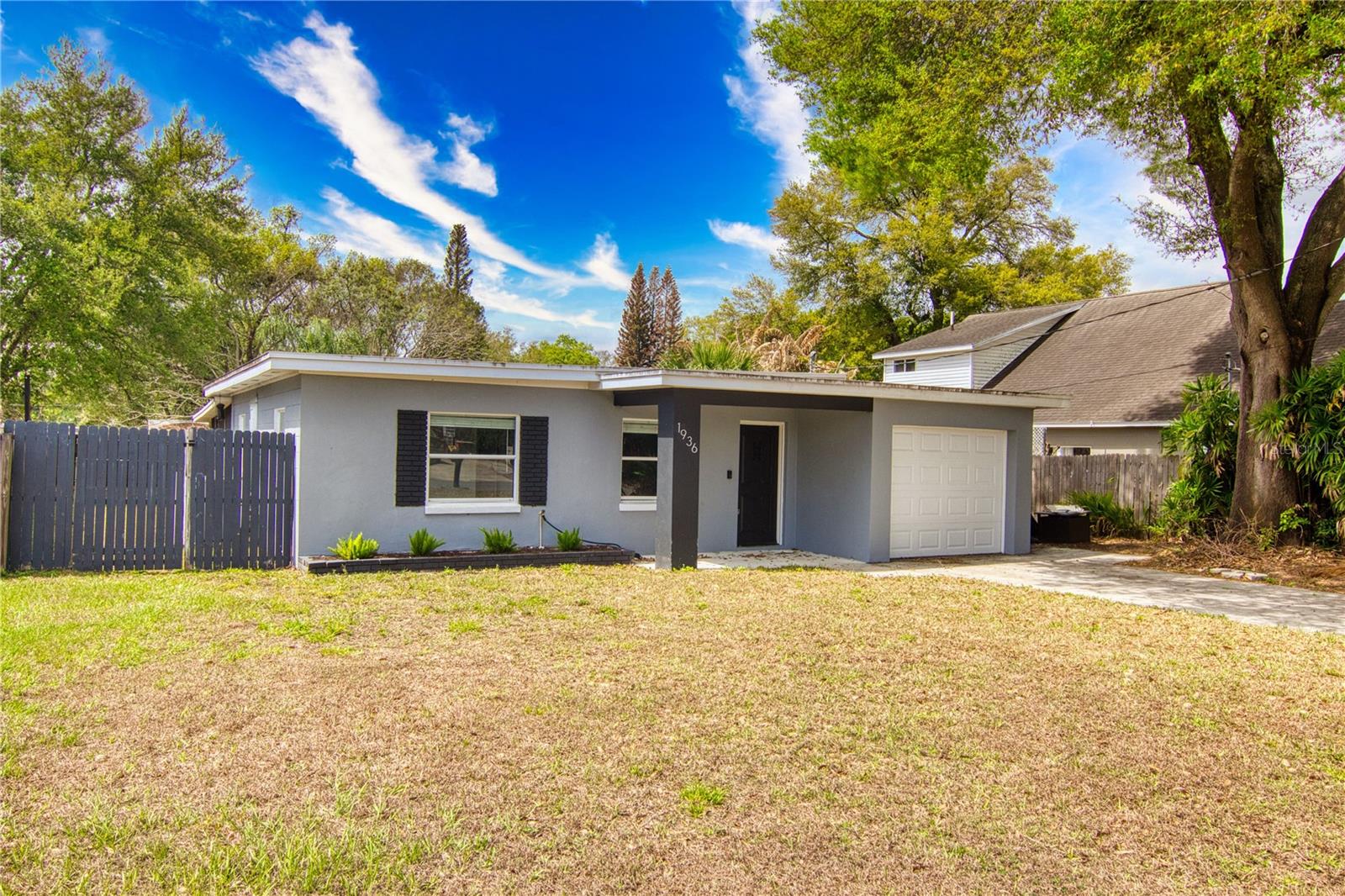 HOURGLASS HOMES - Residential Lease