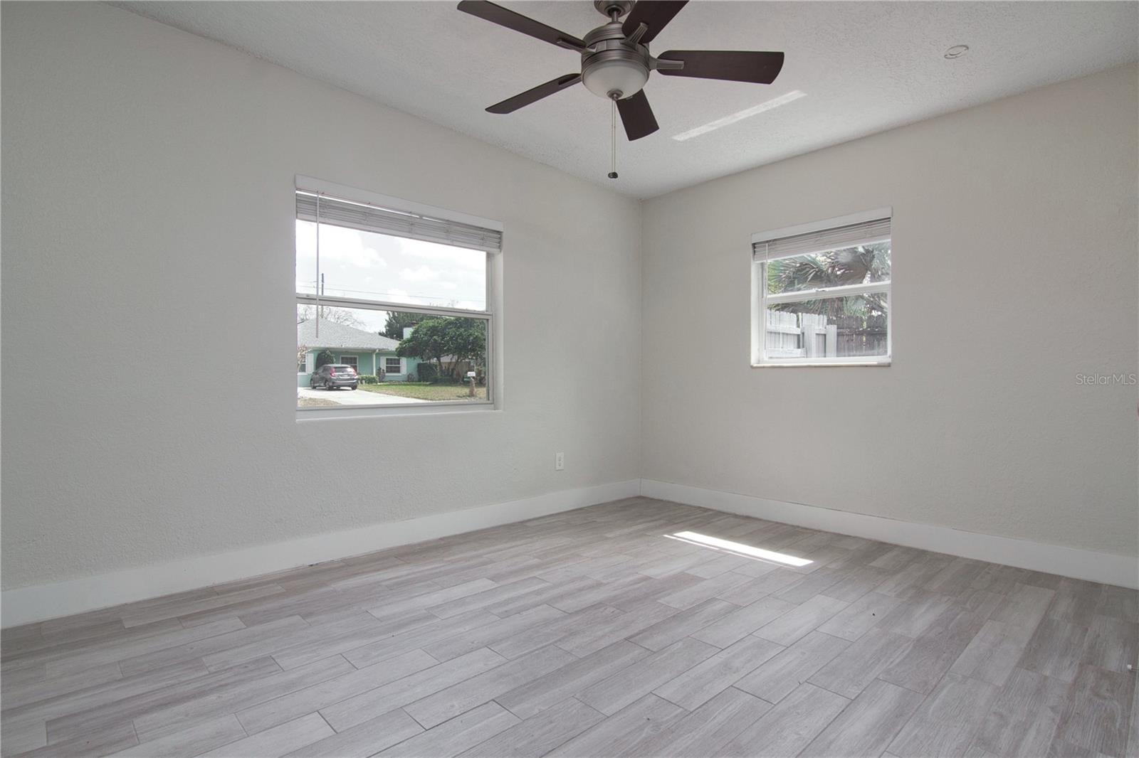 HOURGLASS HOMES - Residential Lease