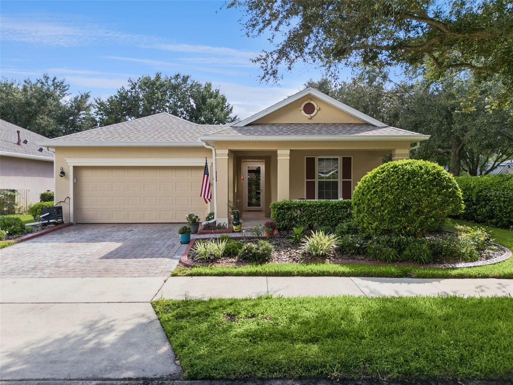 Photo of 202 Drummond Ln, Deland, FL 32724 (MLS # O6441718)