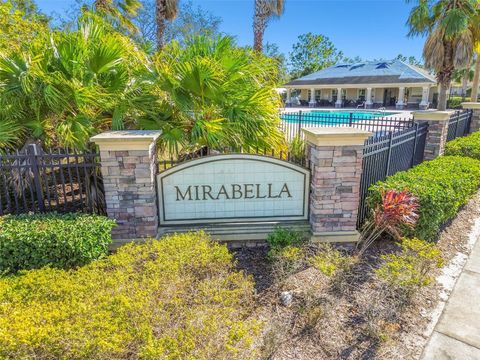 A home in WIMAUMA