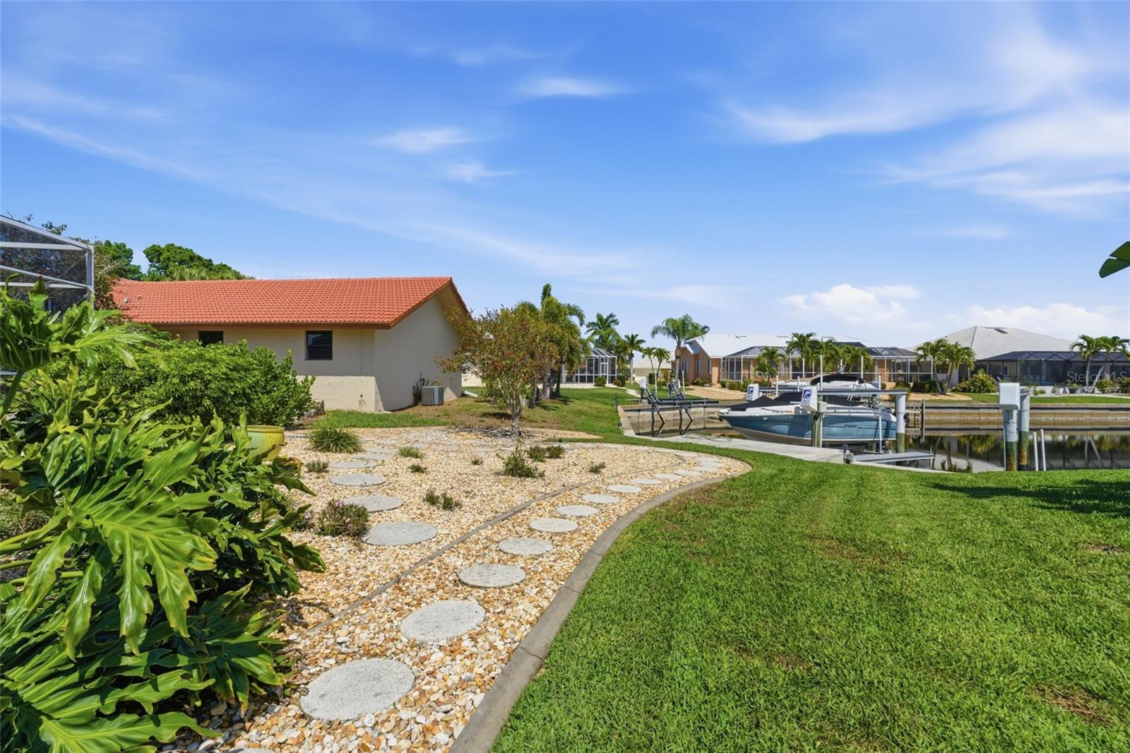 PUNTA GORDA ISLES SEC 11 - Residential