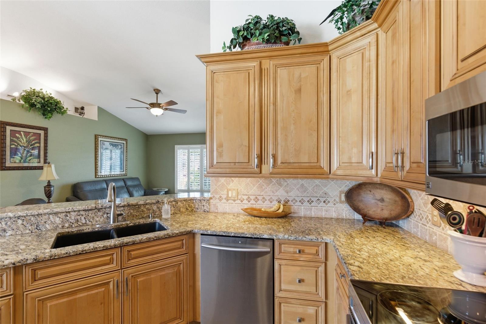 PUNTA GORDA ISLES SEC 11 - Residential