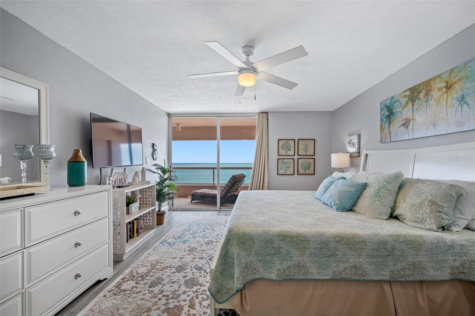 CRESCENT BEACH CLUB ONE CONDO - Residential