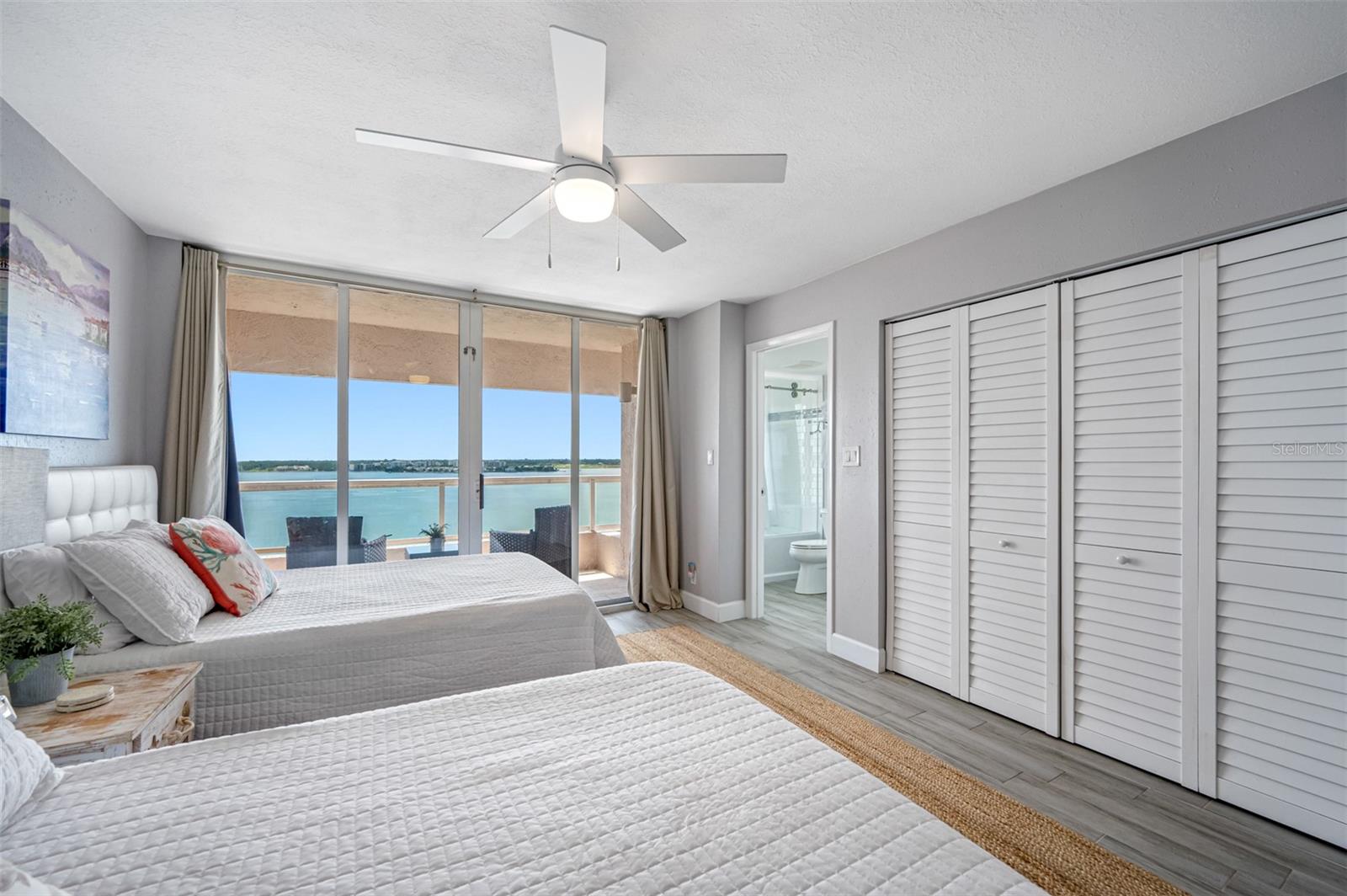 CRESCENT BEACH CLUB ONE CONDO - Residential