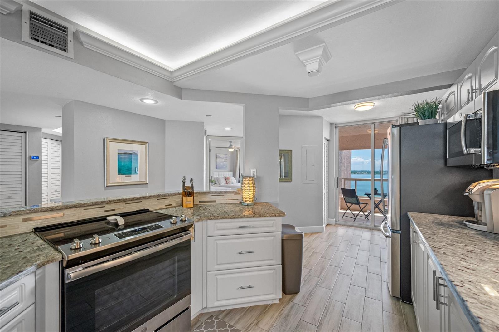 CRESCENT BEACH CLUB ONE CONDO - Residential