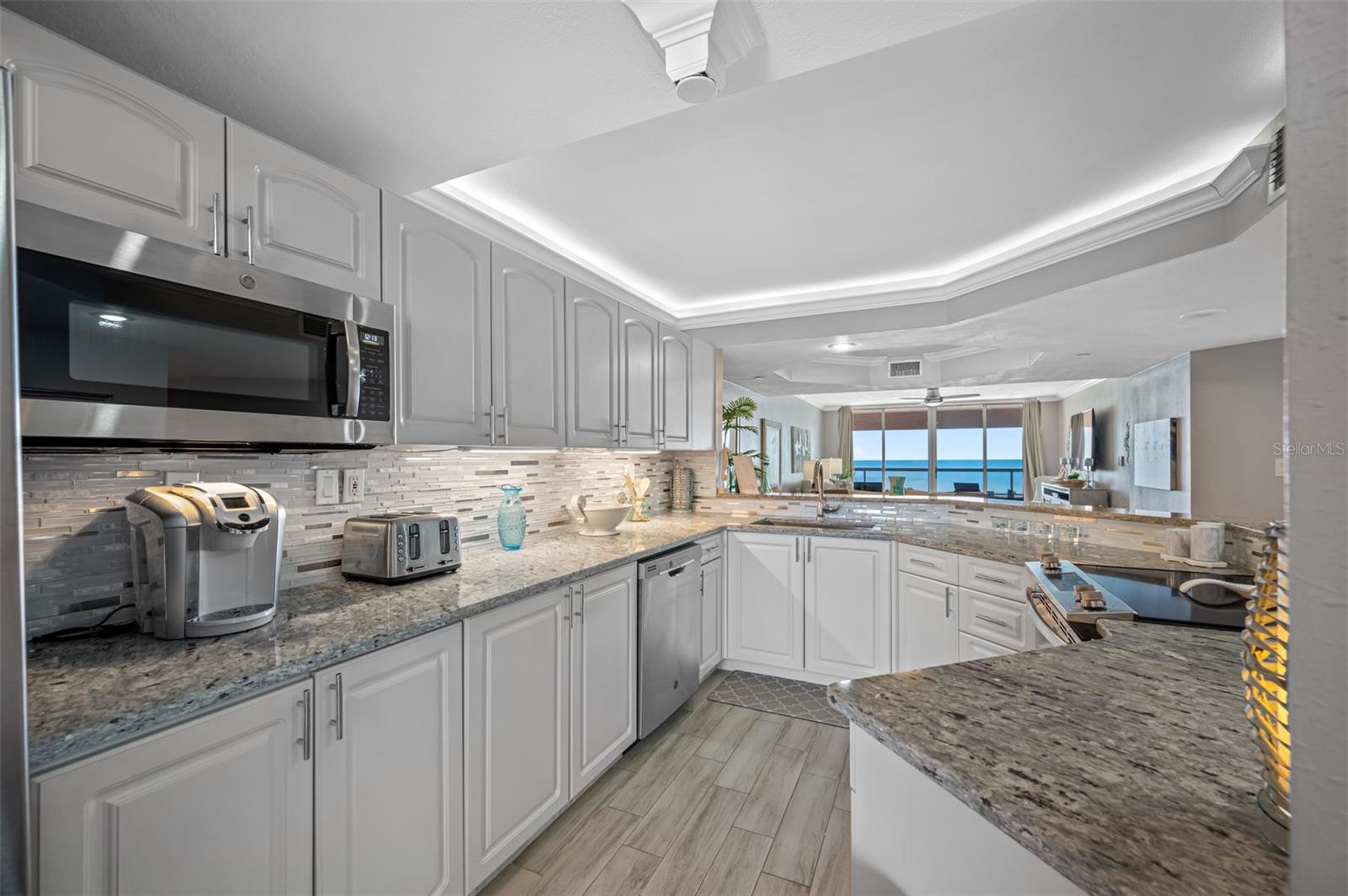 CRESCENT BEACH CLUB ONE CONDO - Residential