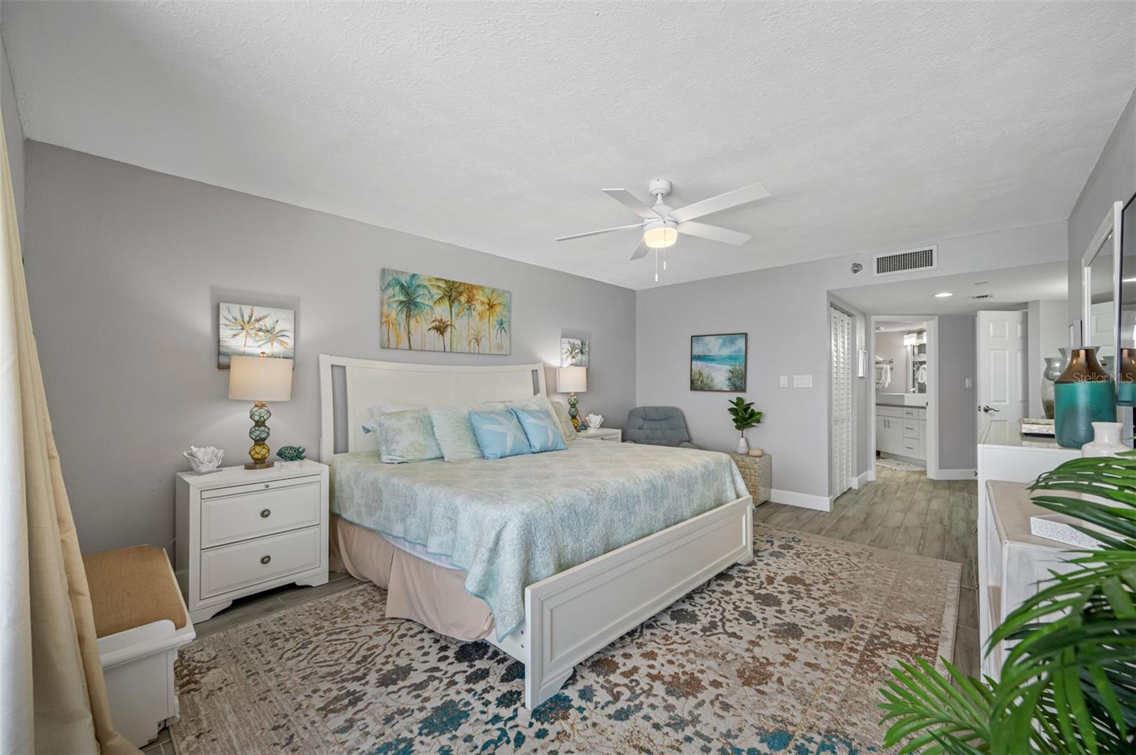 CRESCENT BEACH CLUB ONE CONDO - Residential