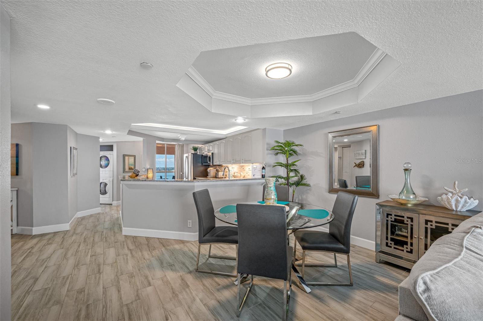 CRESCENT BEACH CLUB ONE CONDO - Residential