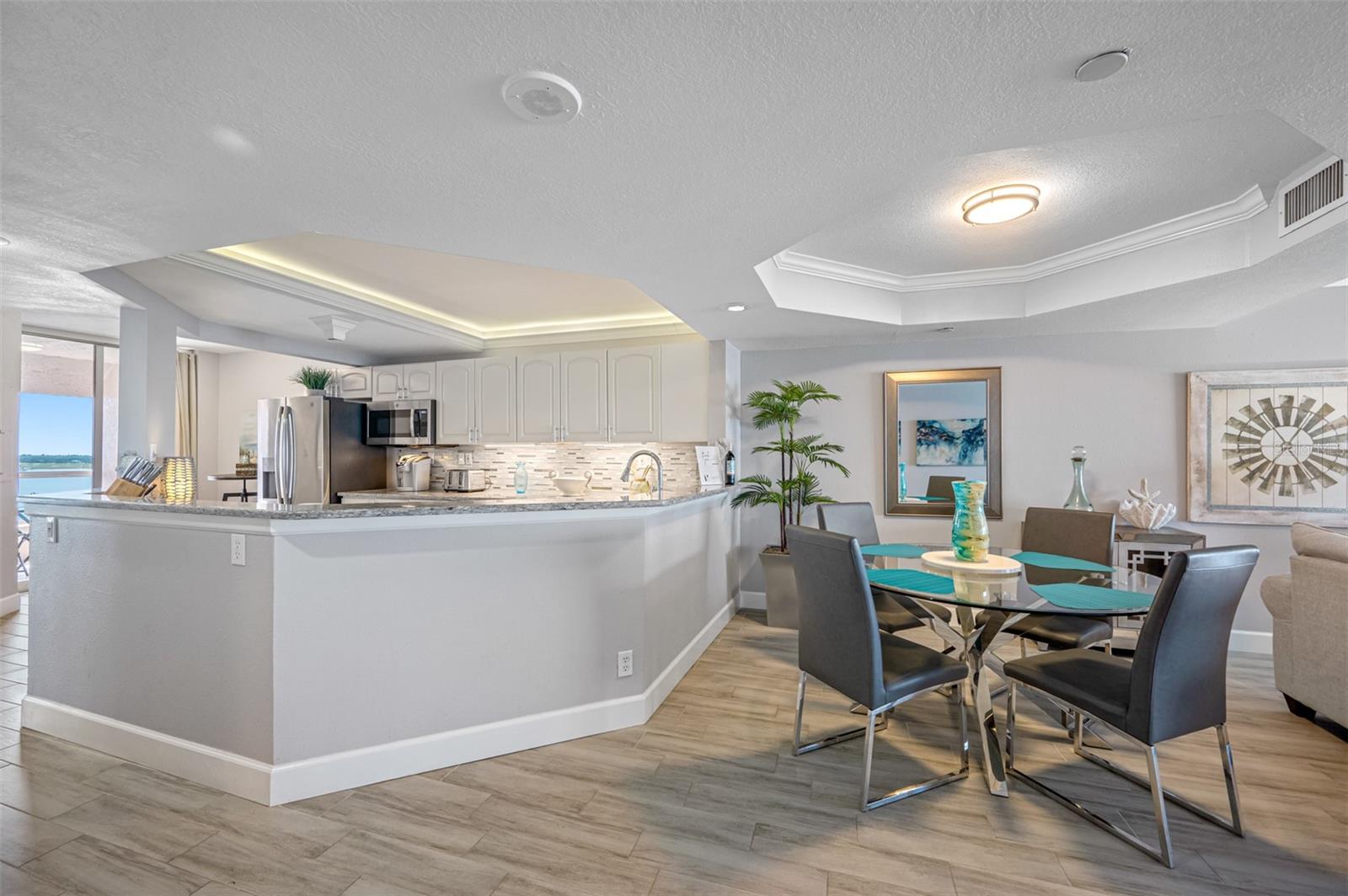 CRESCENT BEACH CLUB ONE CONDO - Residential