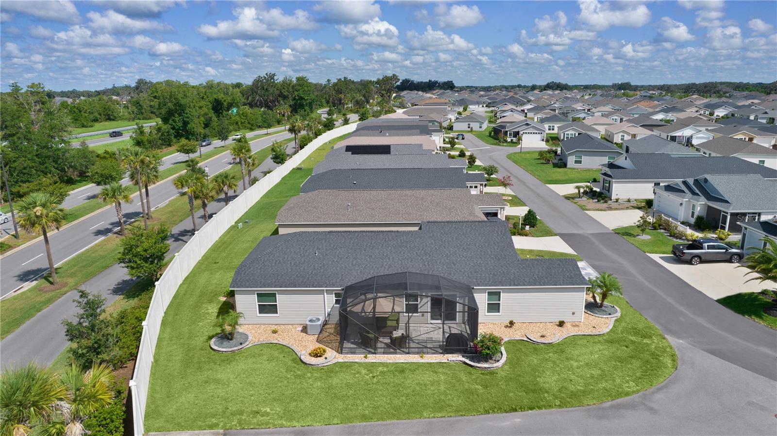 4874 NOREEN COURT