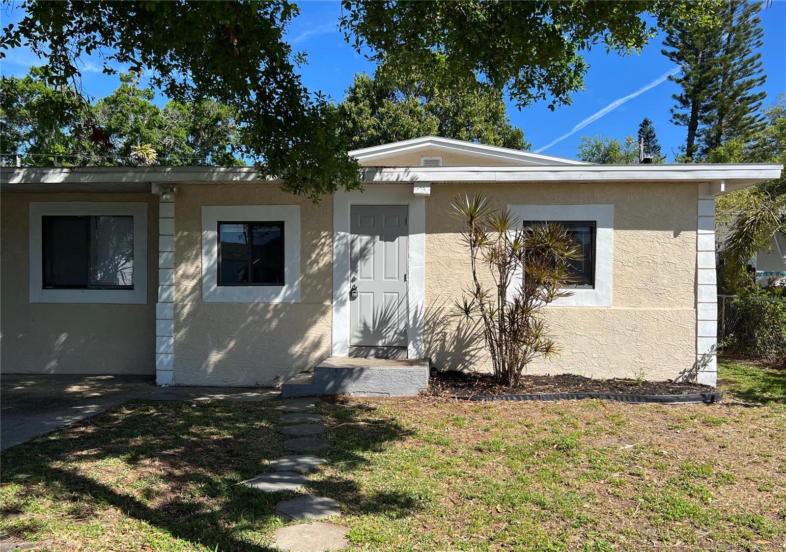 5211 JERSEY AVENUE S