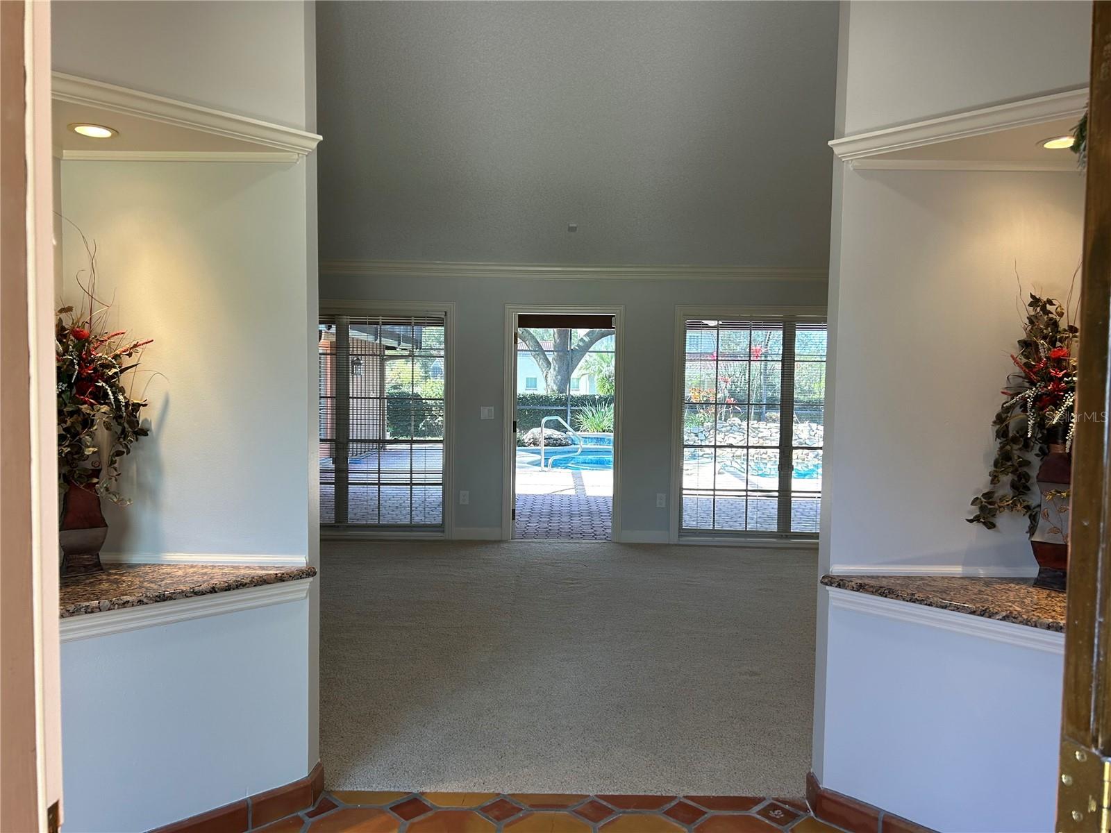 3336 EDGECLIFFE DRIVE