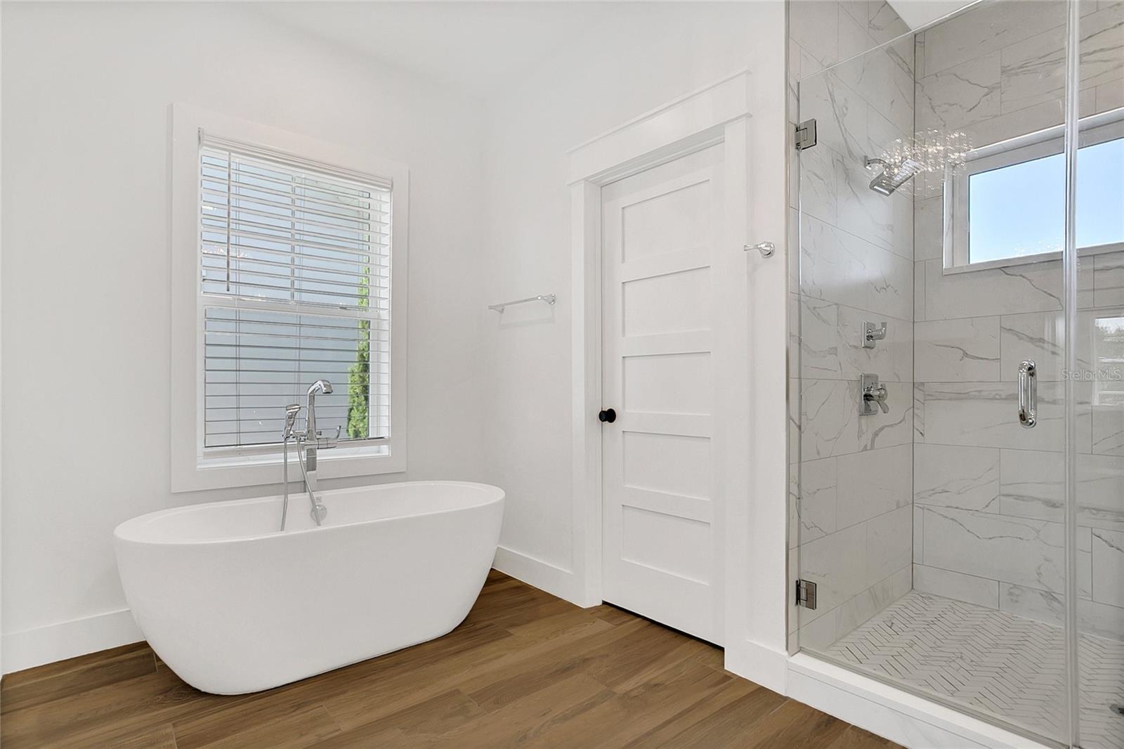 COUNTRY CLUB ADD - Residential