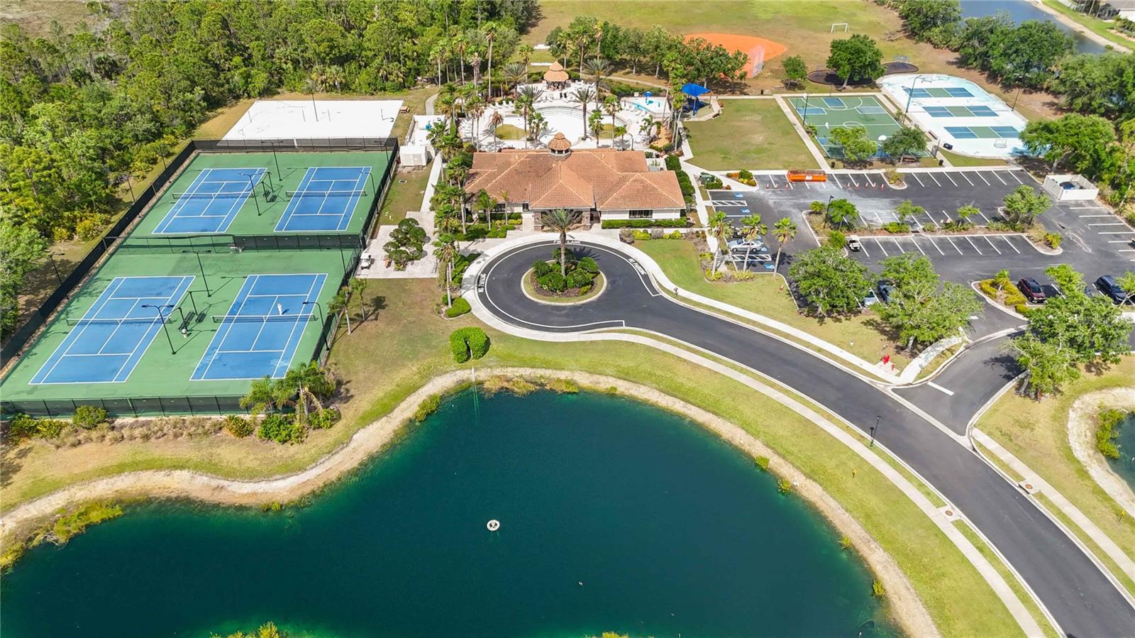 STONEYBROOK AT VENICE - Residential