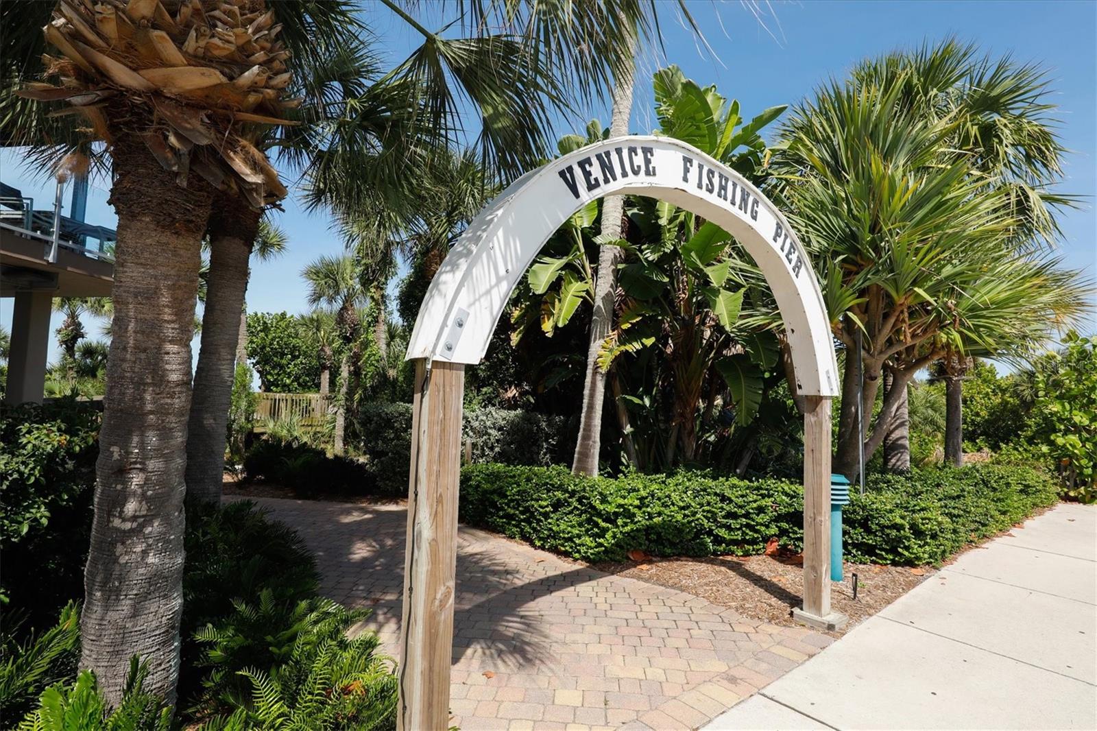 STONEYBROOK AT VENICE - Residential