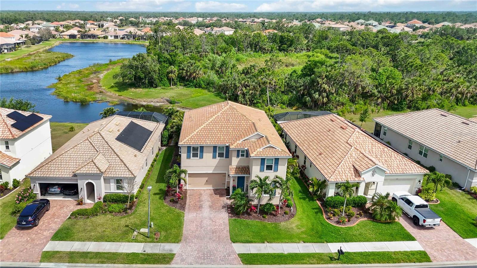 STONEYBROOK AT VENICE - Residential
