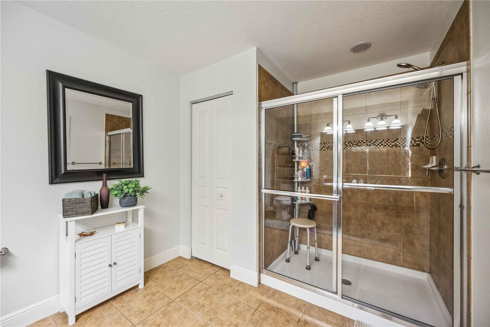 STONEYBROOK AT VENICE - Residential