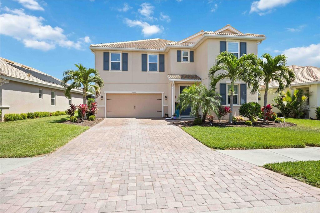 Photo of 2177 Weaver Bird Lane, Venice, FL 34292 (MLS # A4648148)