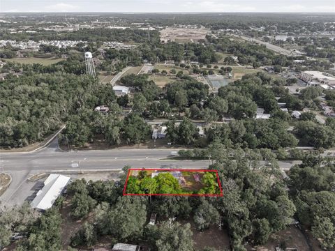 Tiny photo for 320 Highway 466, Lady Lake, FL 32159 (MLS # OM724268)