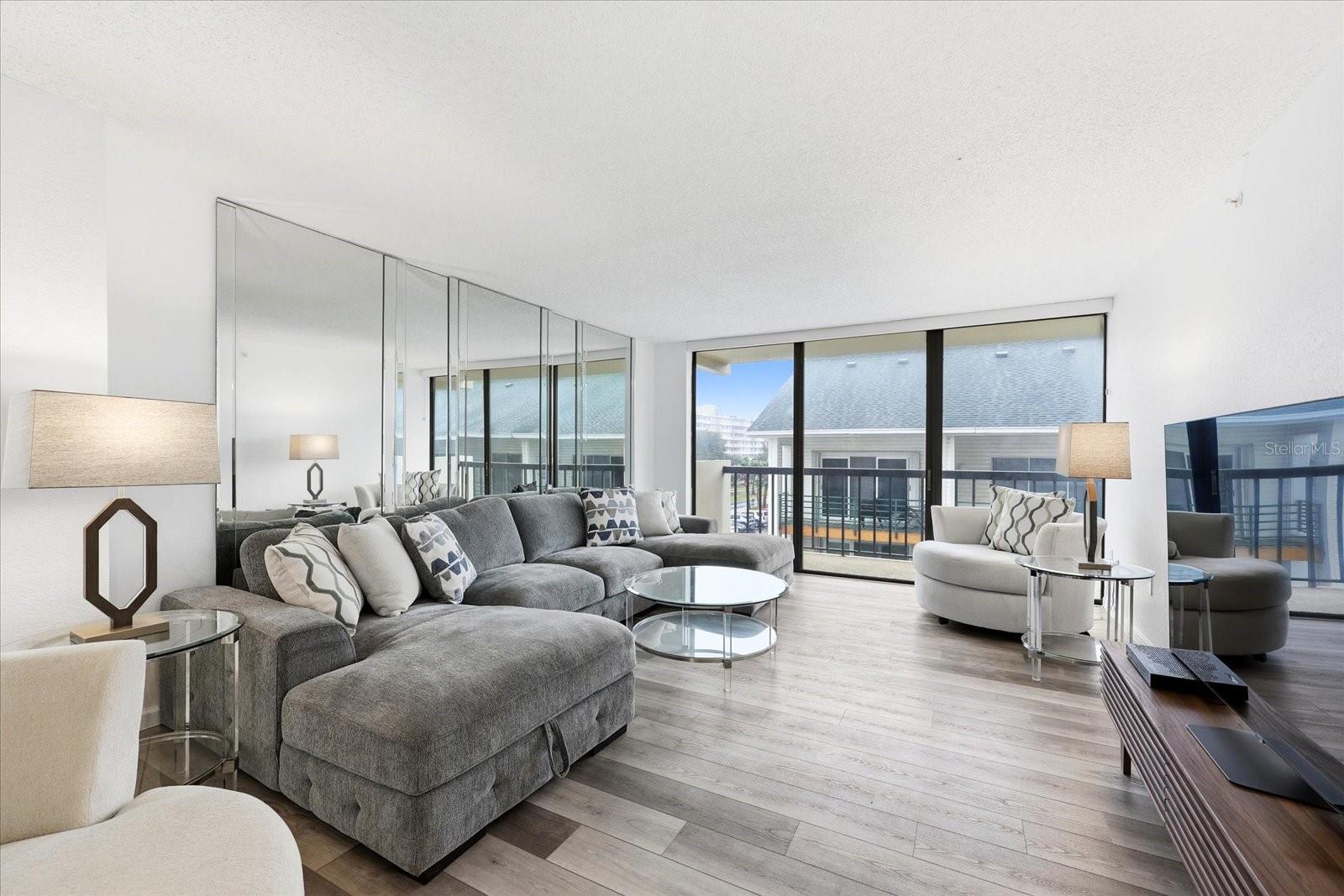 STARBOARD TOWER - Residential