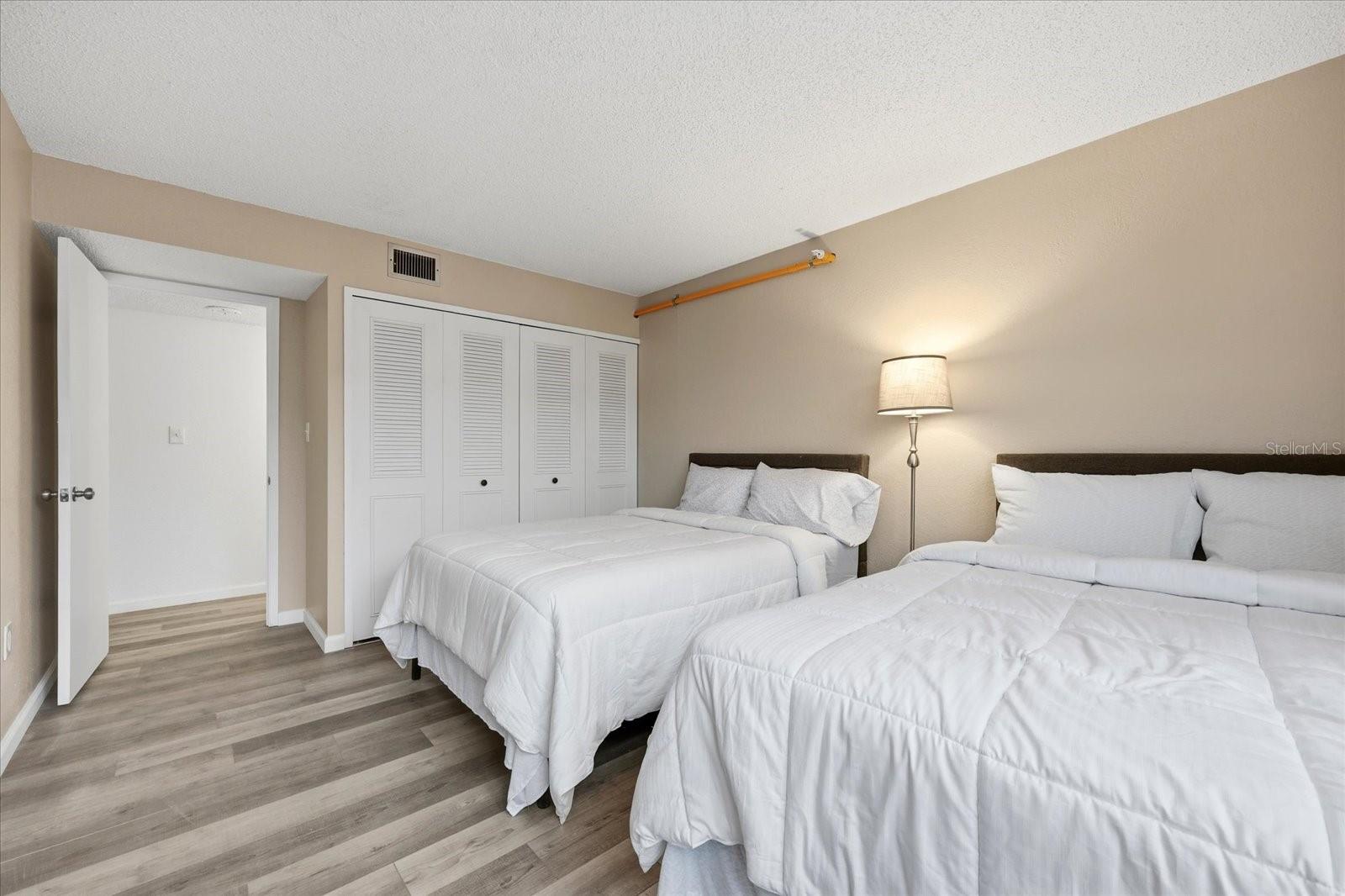 STARBOARD TOWER - Residential