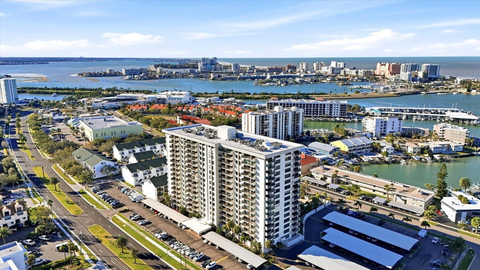 STARBOARD TOWER - Residential