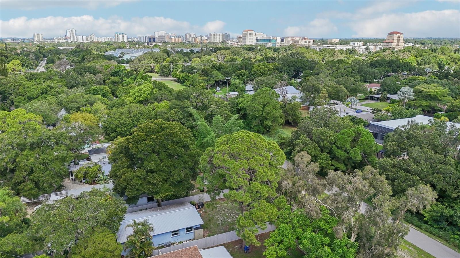 HUDSON PARK - Residential