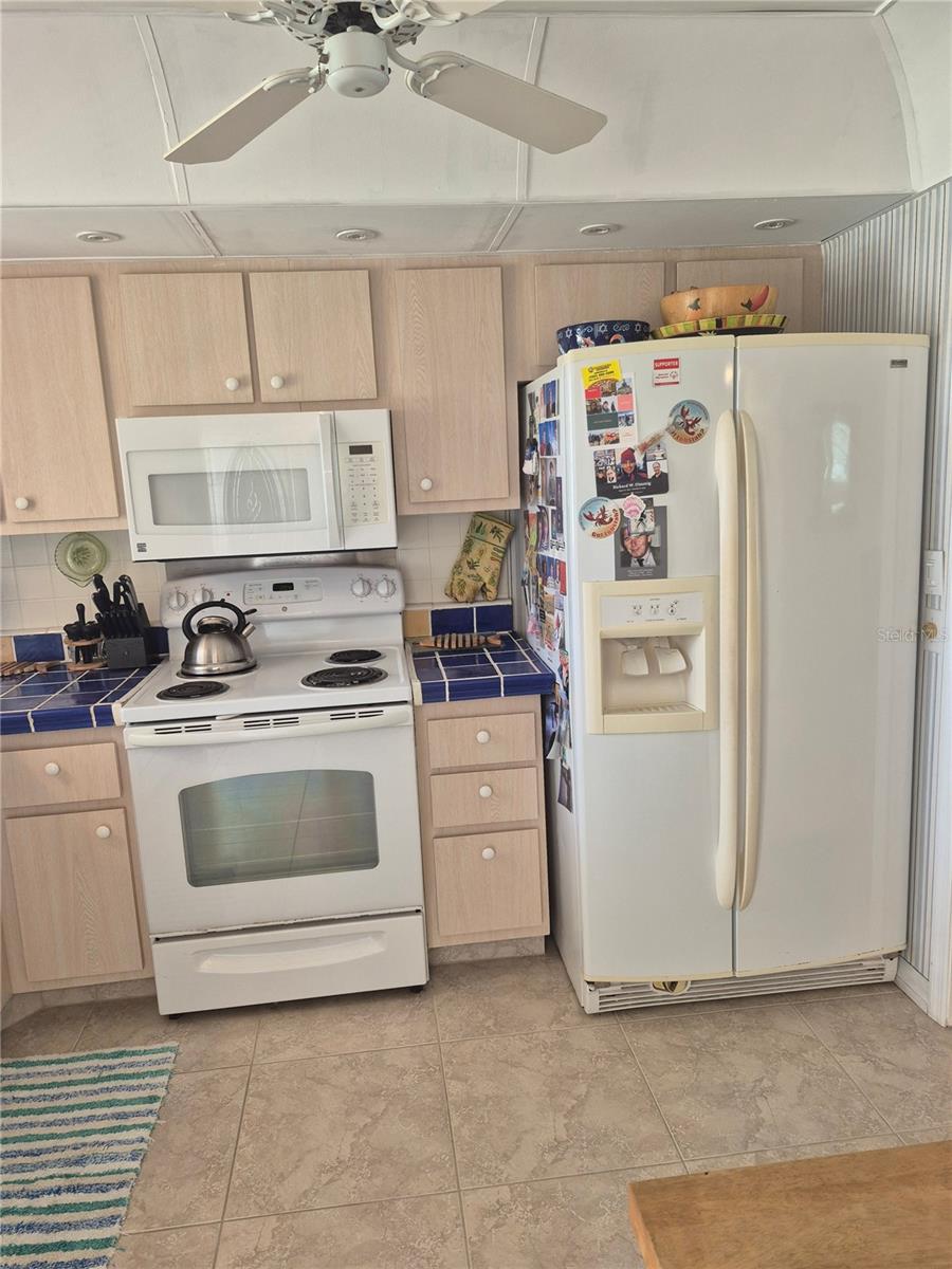 LEXINGTON TOWERS CONDO - Residential