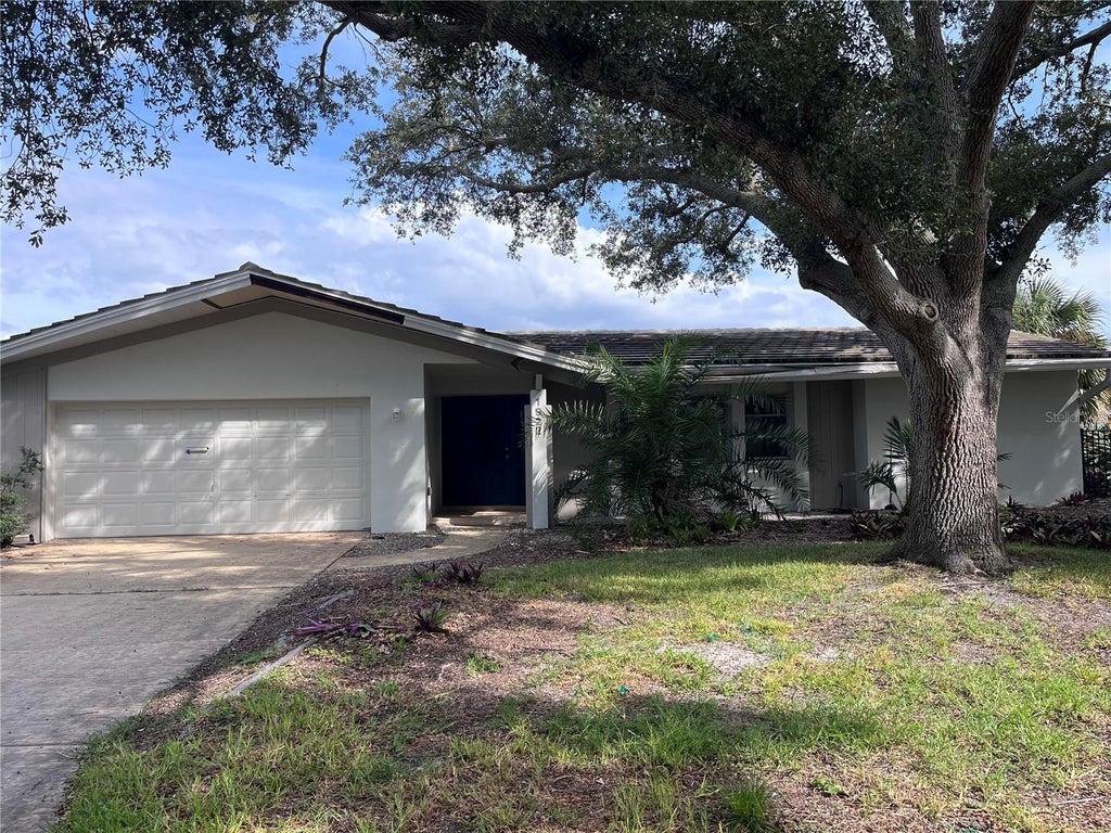 Photo of 1922 Illinois Avenue NE, St Petersburg, FL 33703 (MLS # TB8542698)