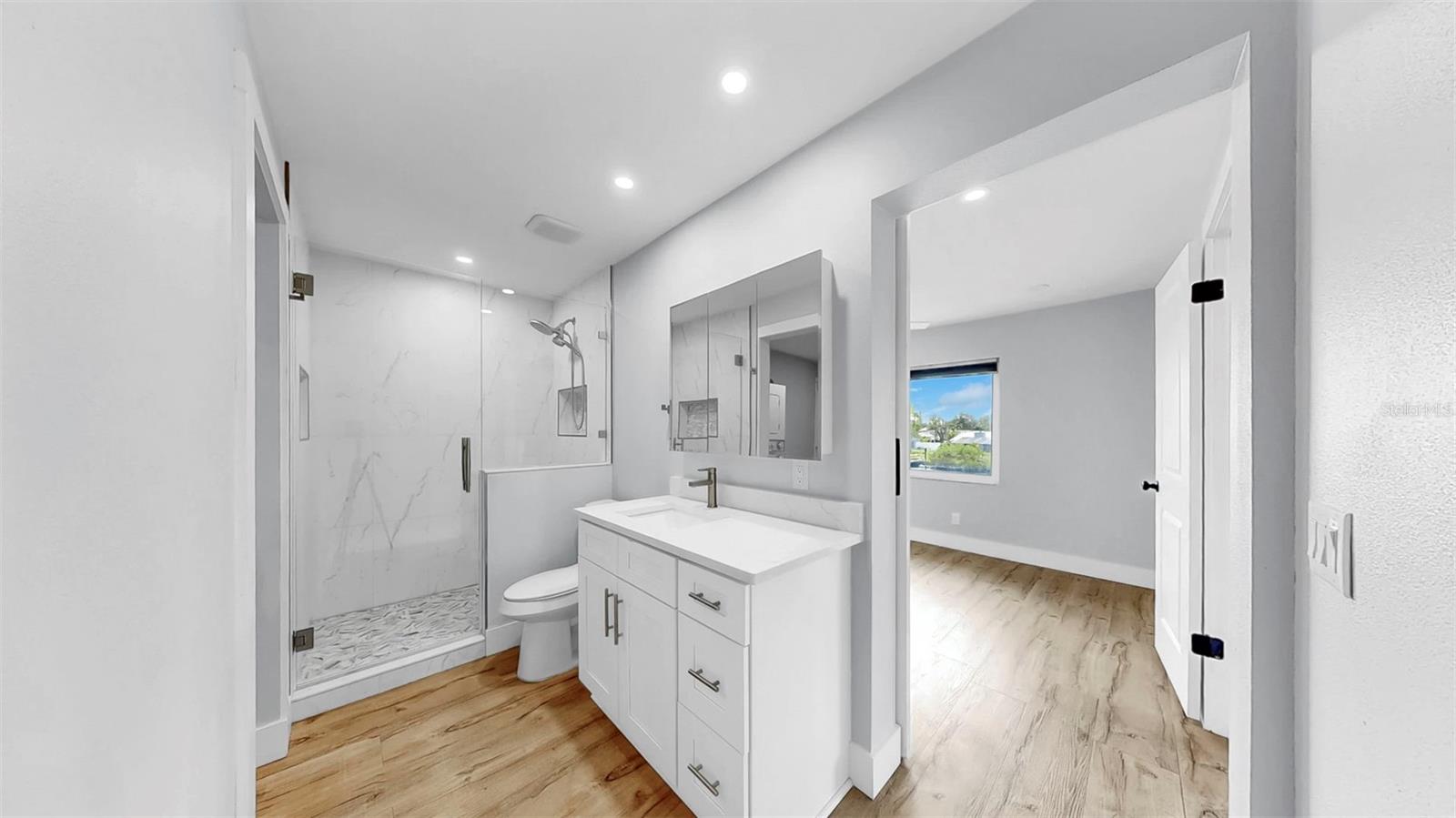 YARDARM CONDO PH I - Residential Lease