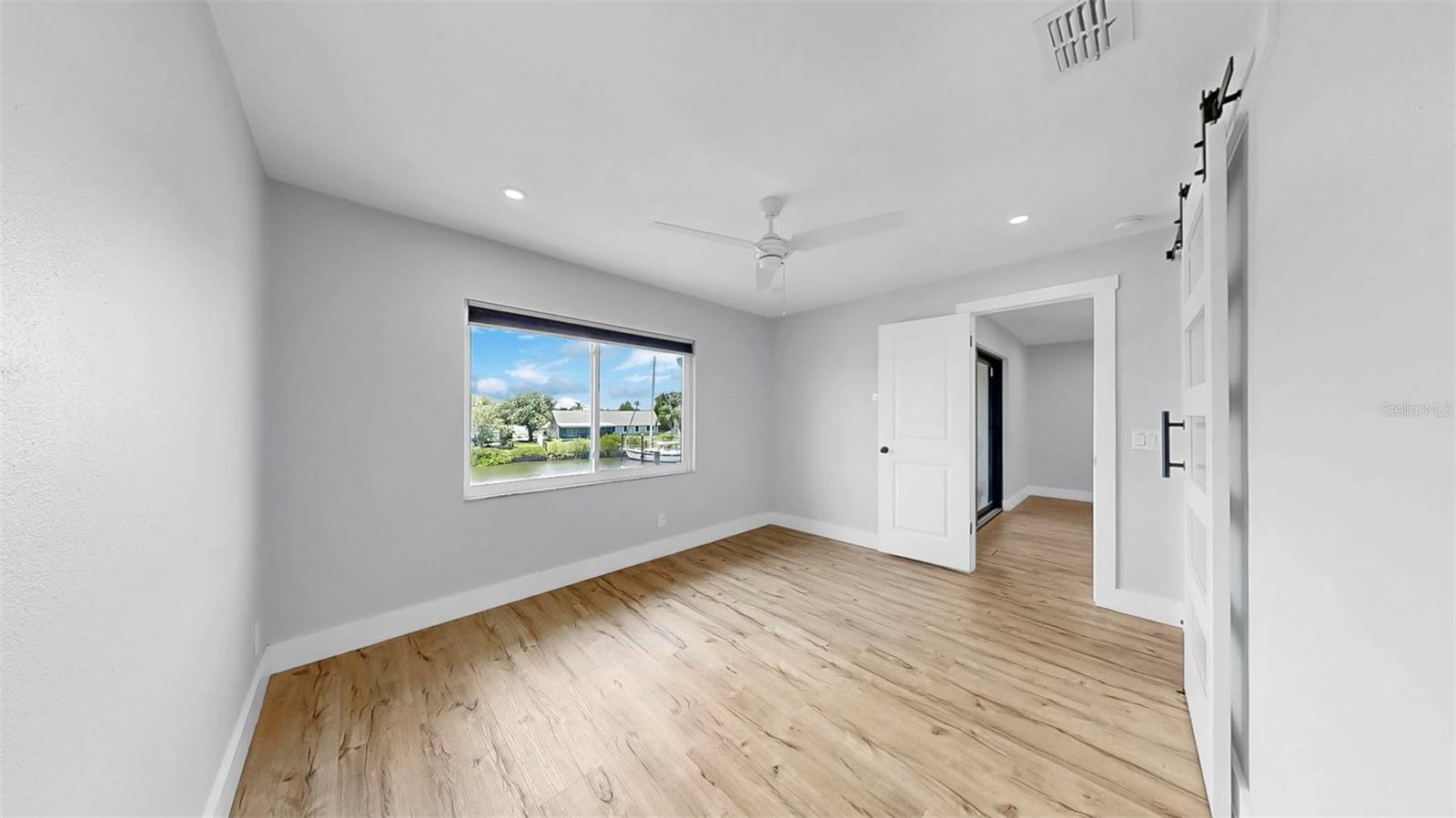 YARDARM CONDO PH I - Residential Lease