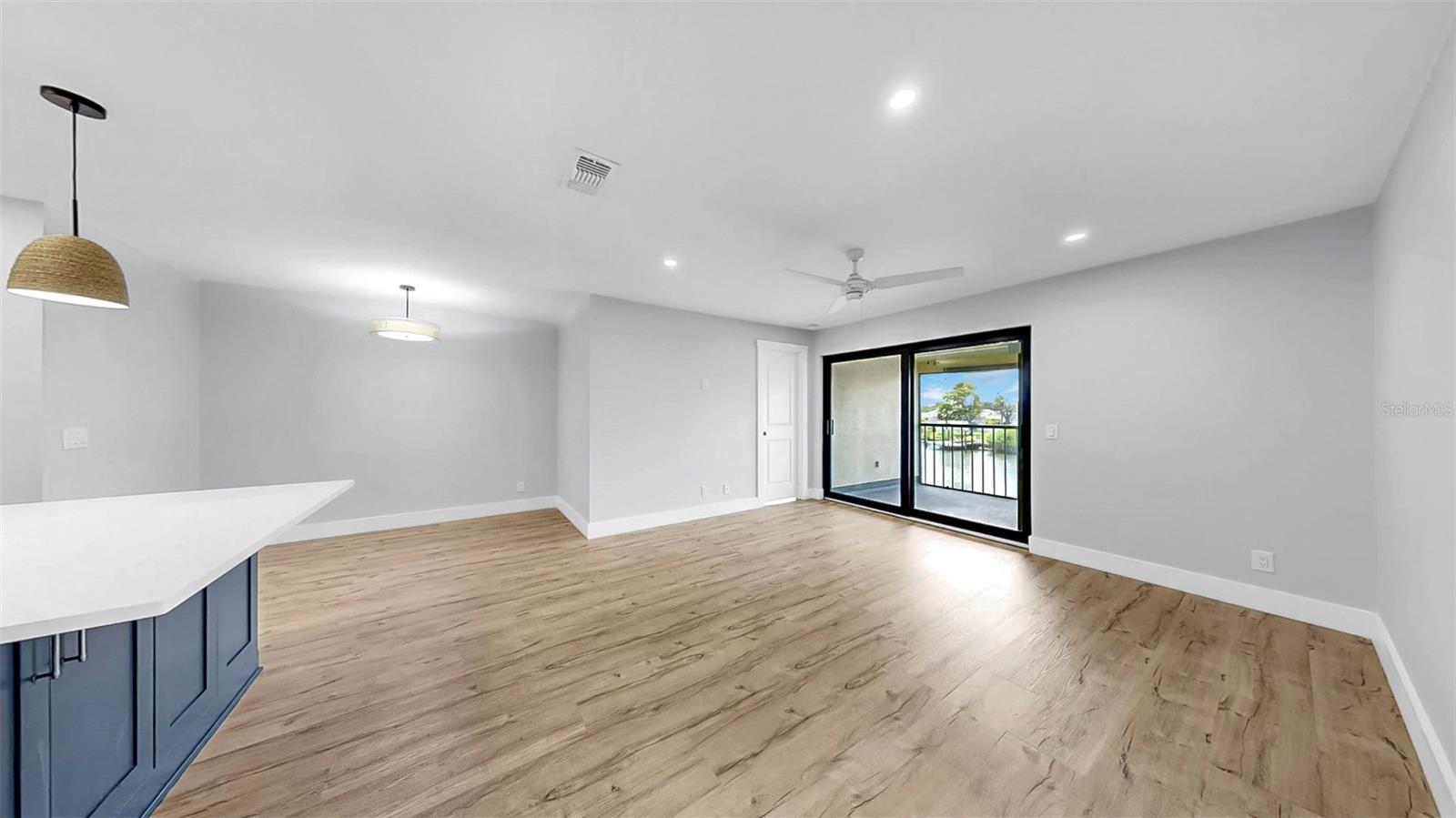 YARDARM CONDO PH I - Residential Lease