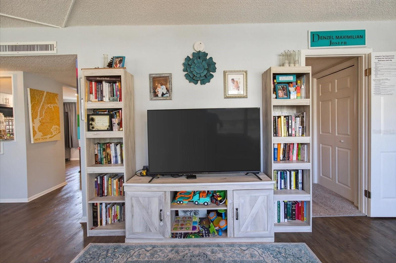 KING ARTHURS COURT CONDO - Residential