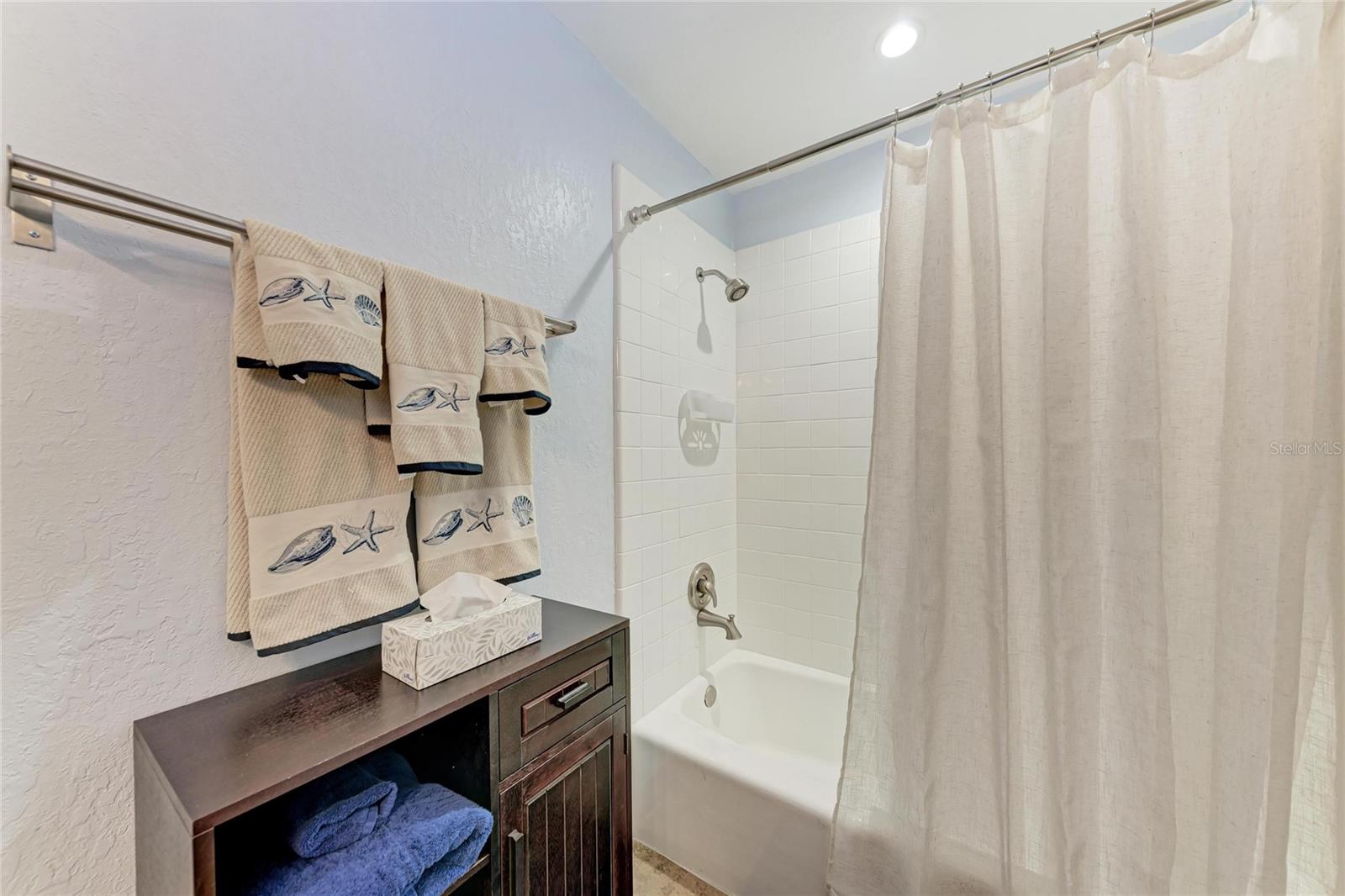 THE VILLAS AT WILD OAK BAY IV - Residential