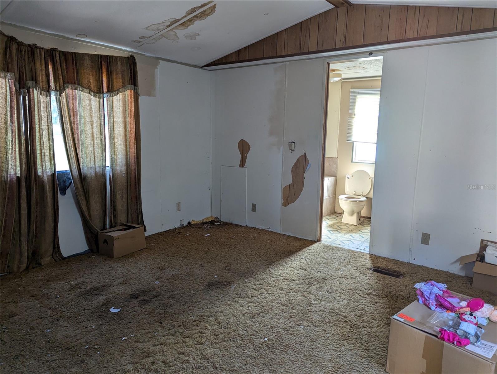 NOT IN A SUBDIVISION - Residential