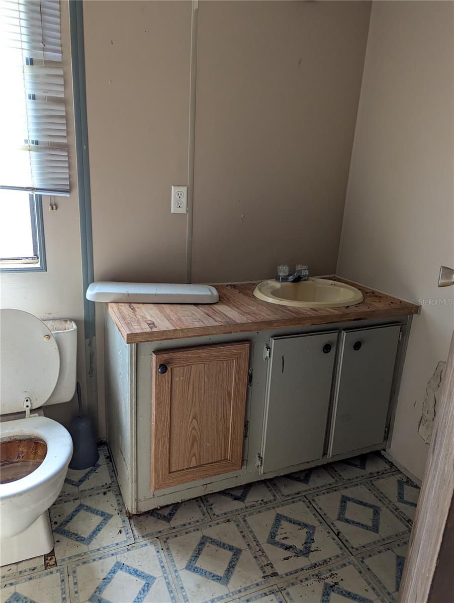 NOT IN A SUBDIVISION - Residential