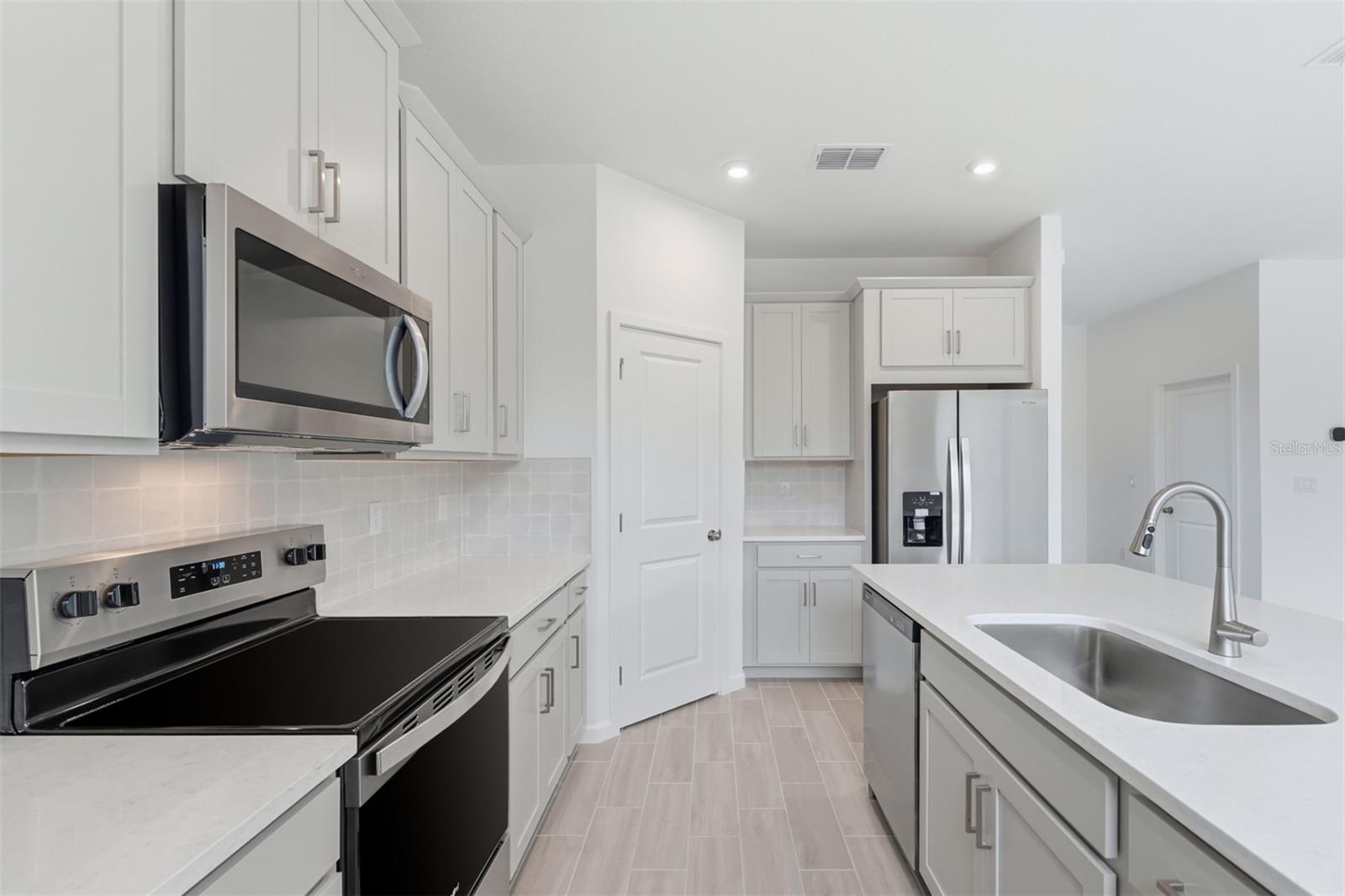 13261 GENERATIONS AVENUE