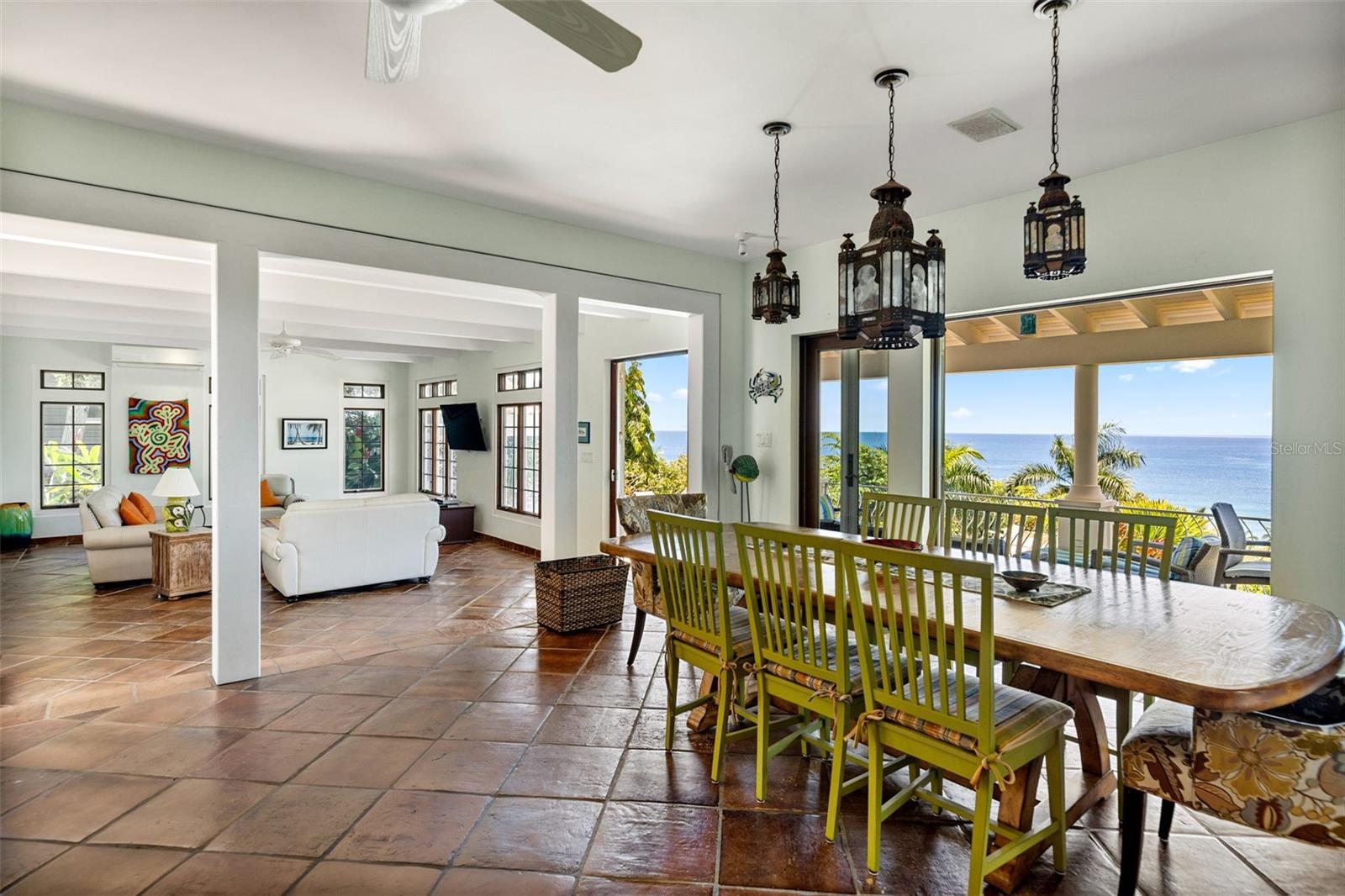 COLINA LINDA - Residential