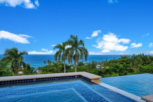 COLINA LINDA - Residential