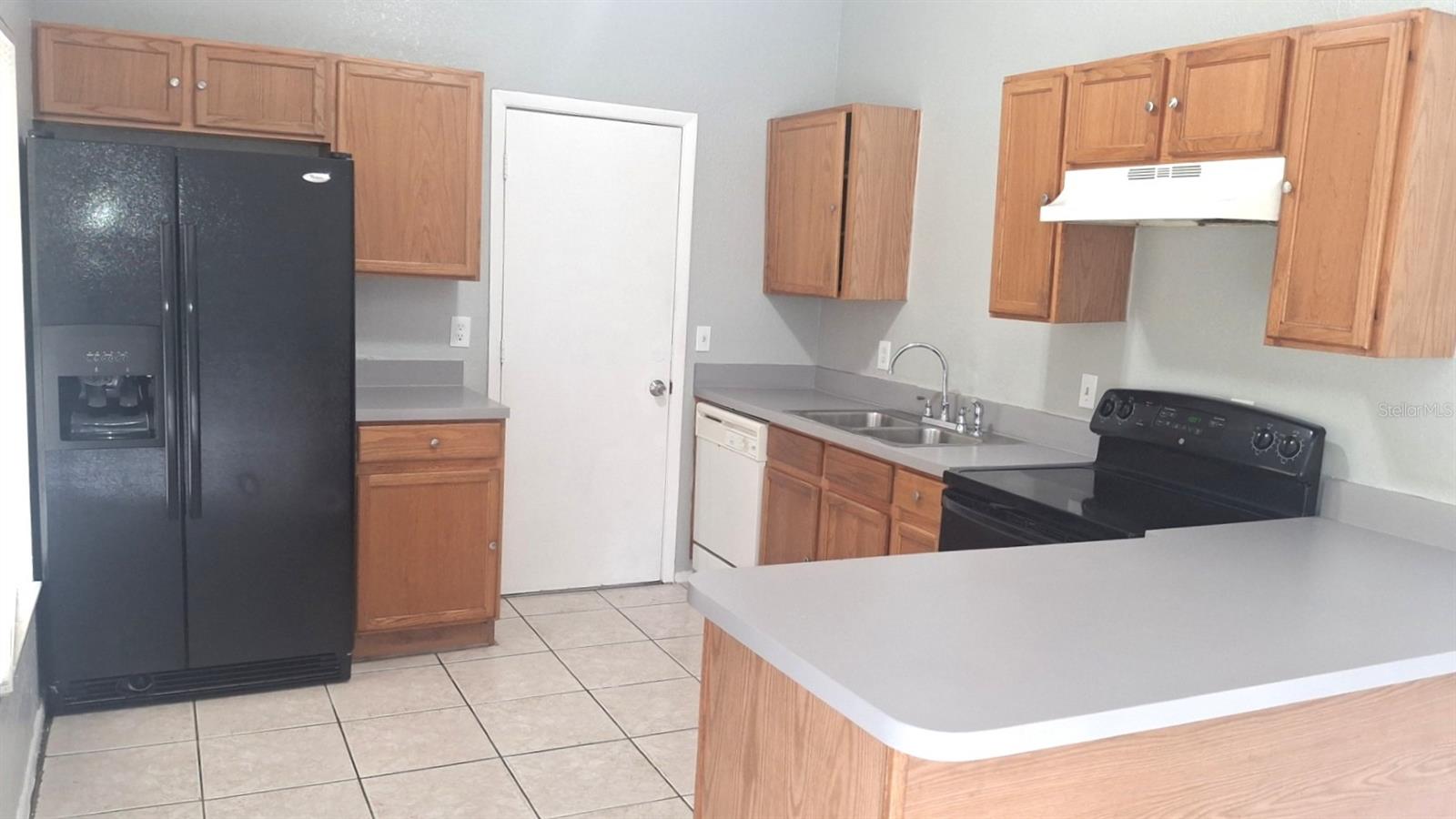 LAKE SPARLING HEIGHTS - Residential Lease