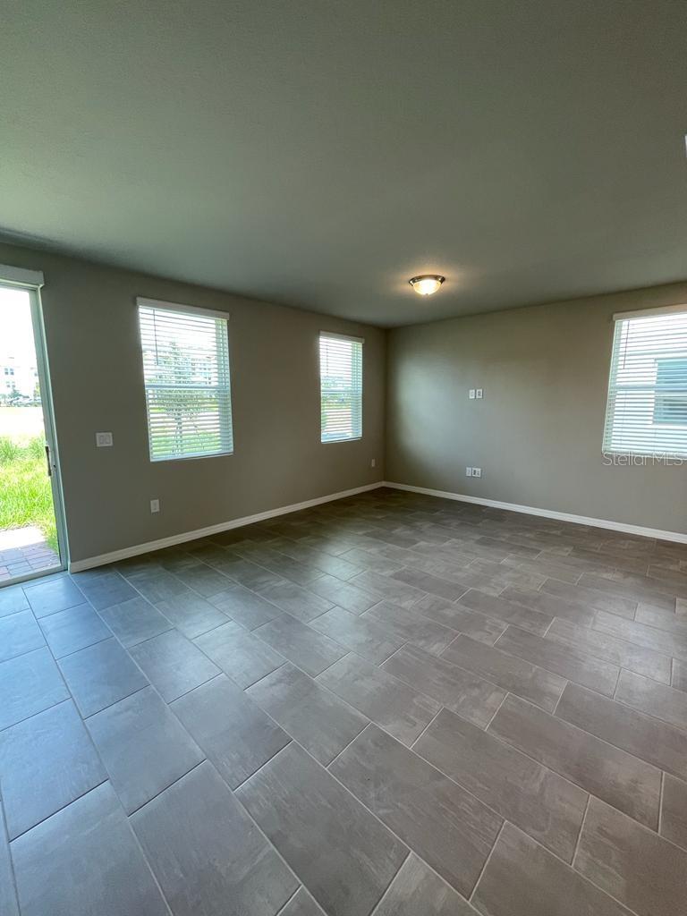 UNION SQUARE LEGACY - Residential Lease