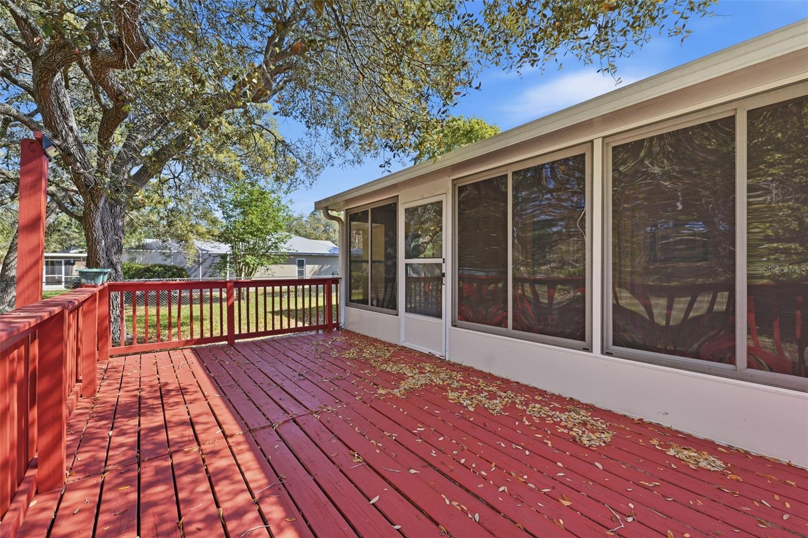 ROYAL HIGHLANDS - Residential