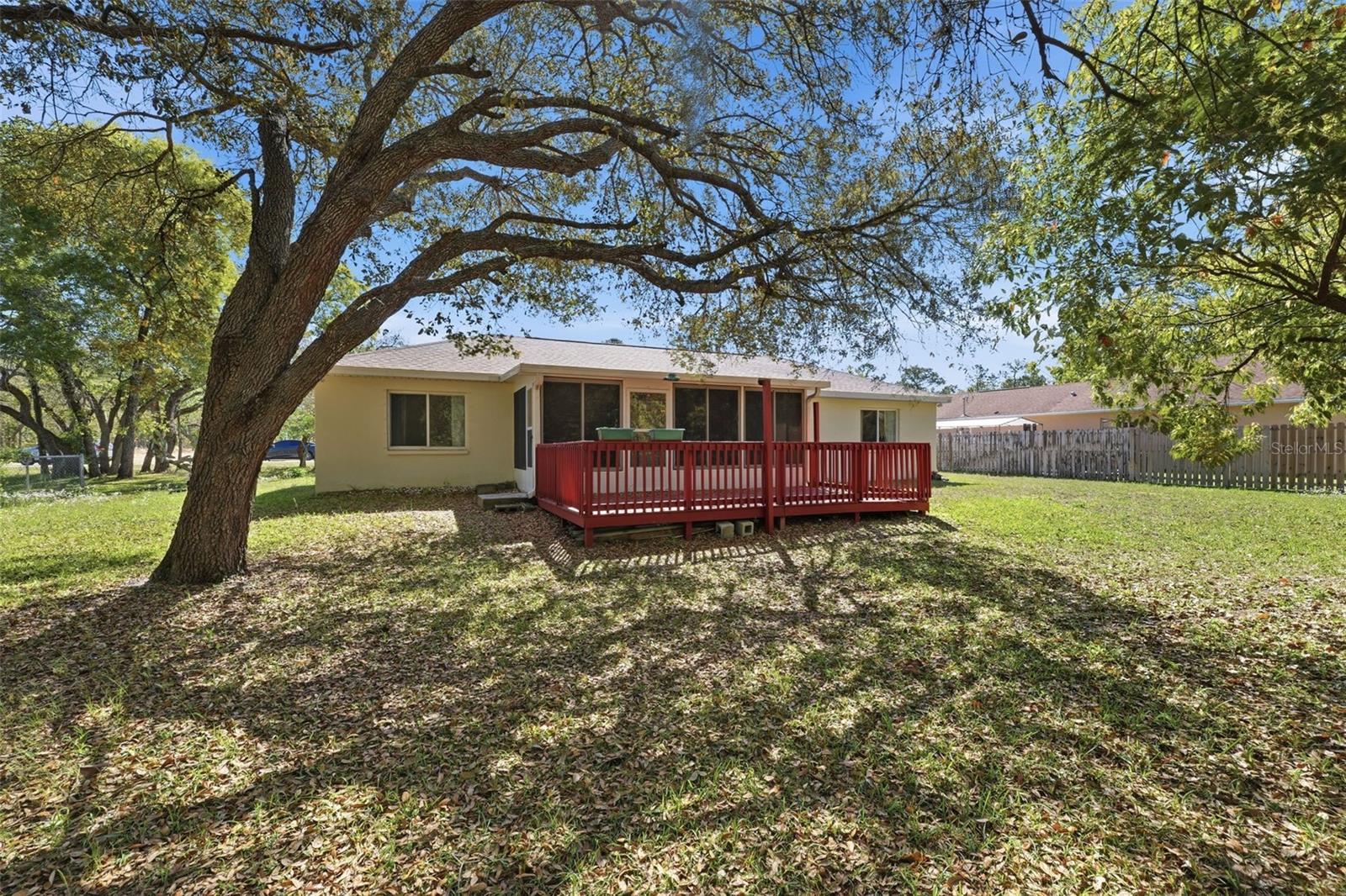 ROYAL HIGHLANDS - Residential