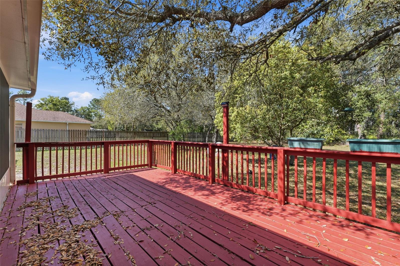 ROYAL HIGHLANDS - Residential