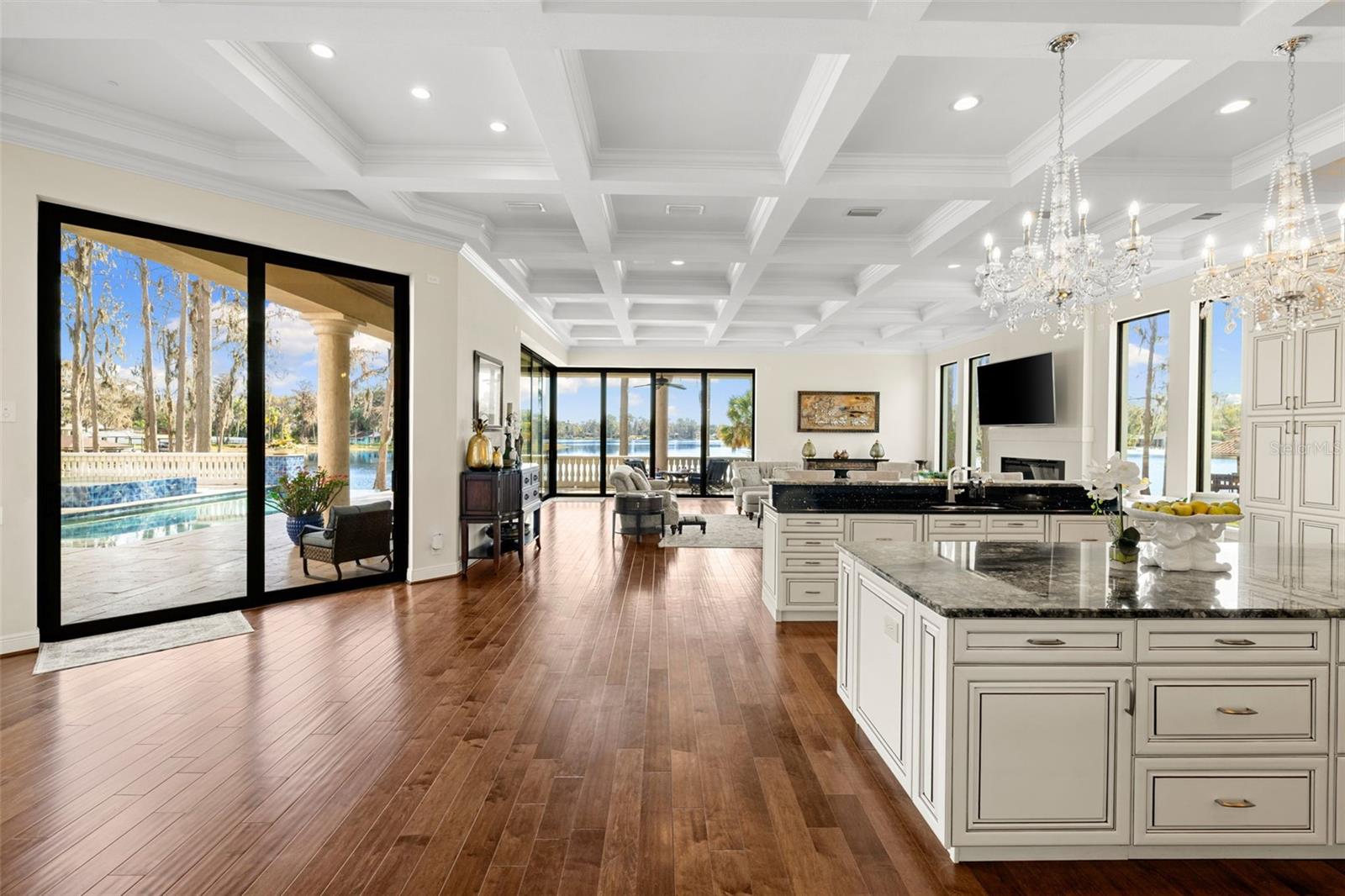 WATERSTONE - Residential