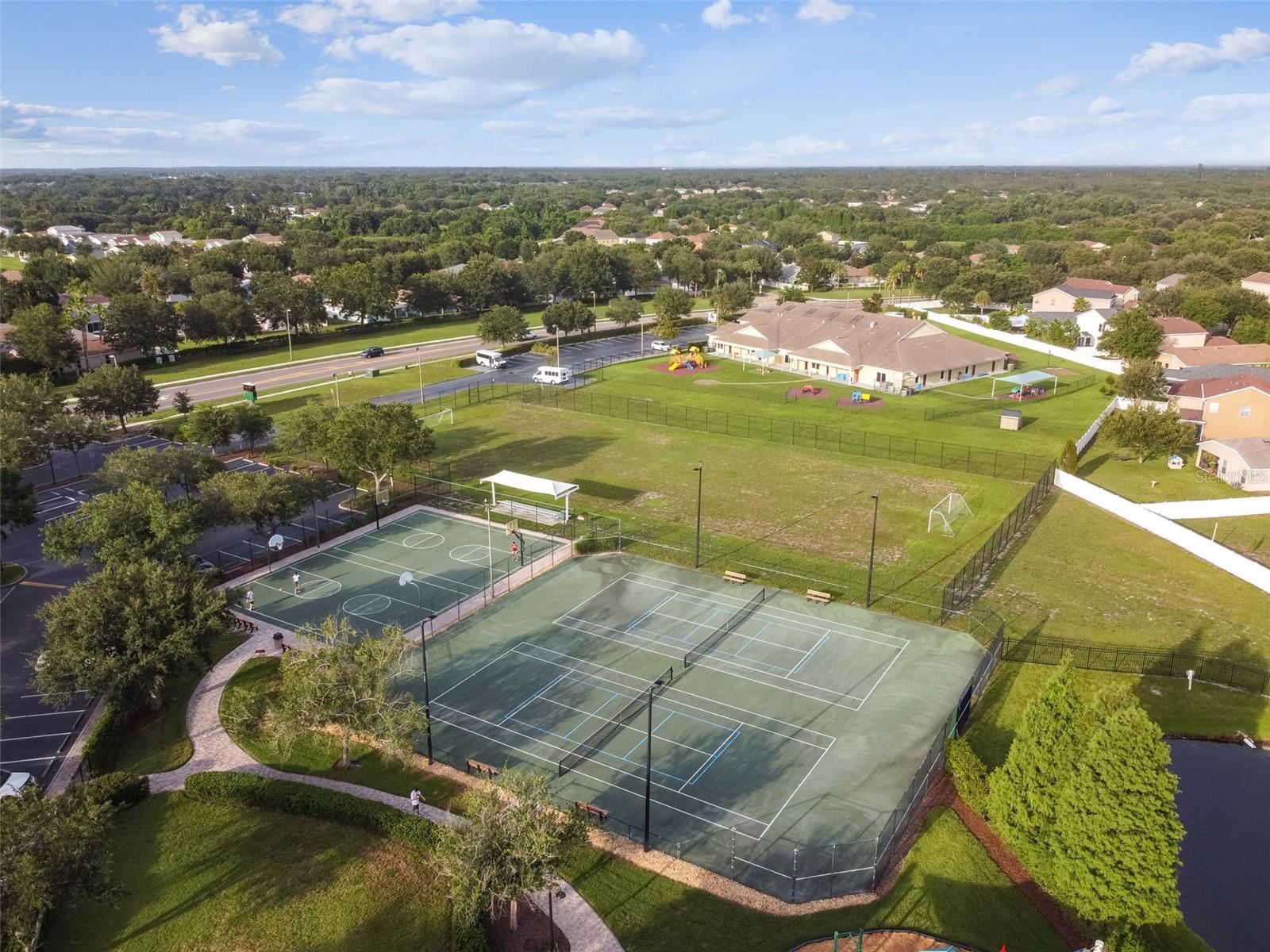 RIVERCREST TWNHMS WEST PHAS - Residential