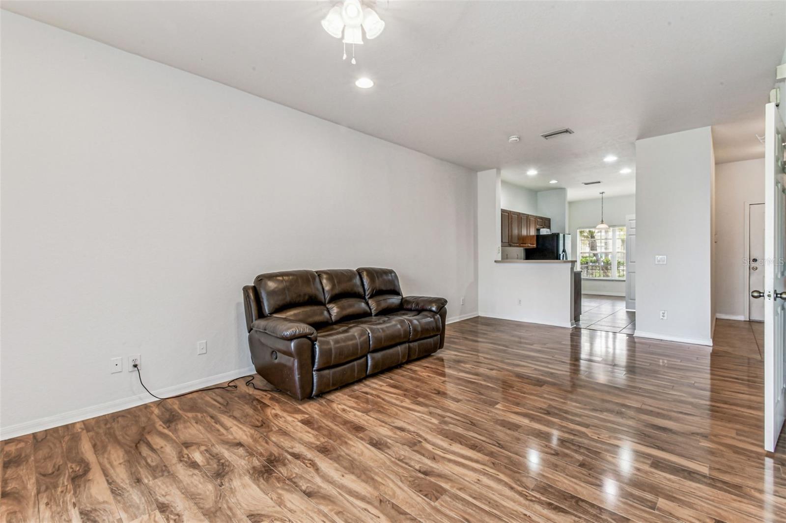 RIVERCREST TWNHMS WEST PHAS - Residential