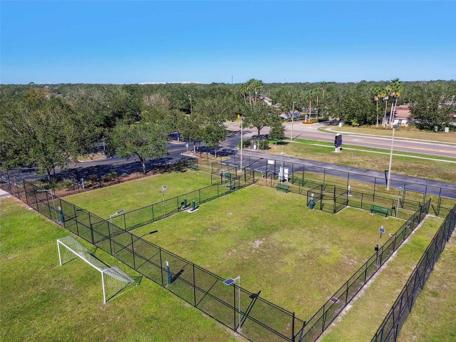 RIVERCREST TWNHMS WEST PHAS - Residential
