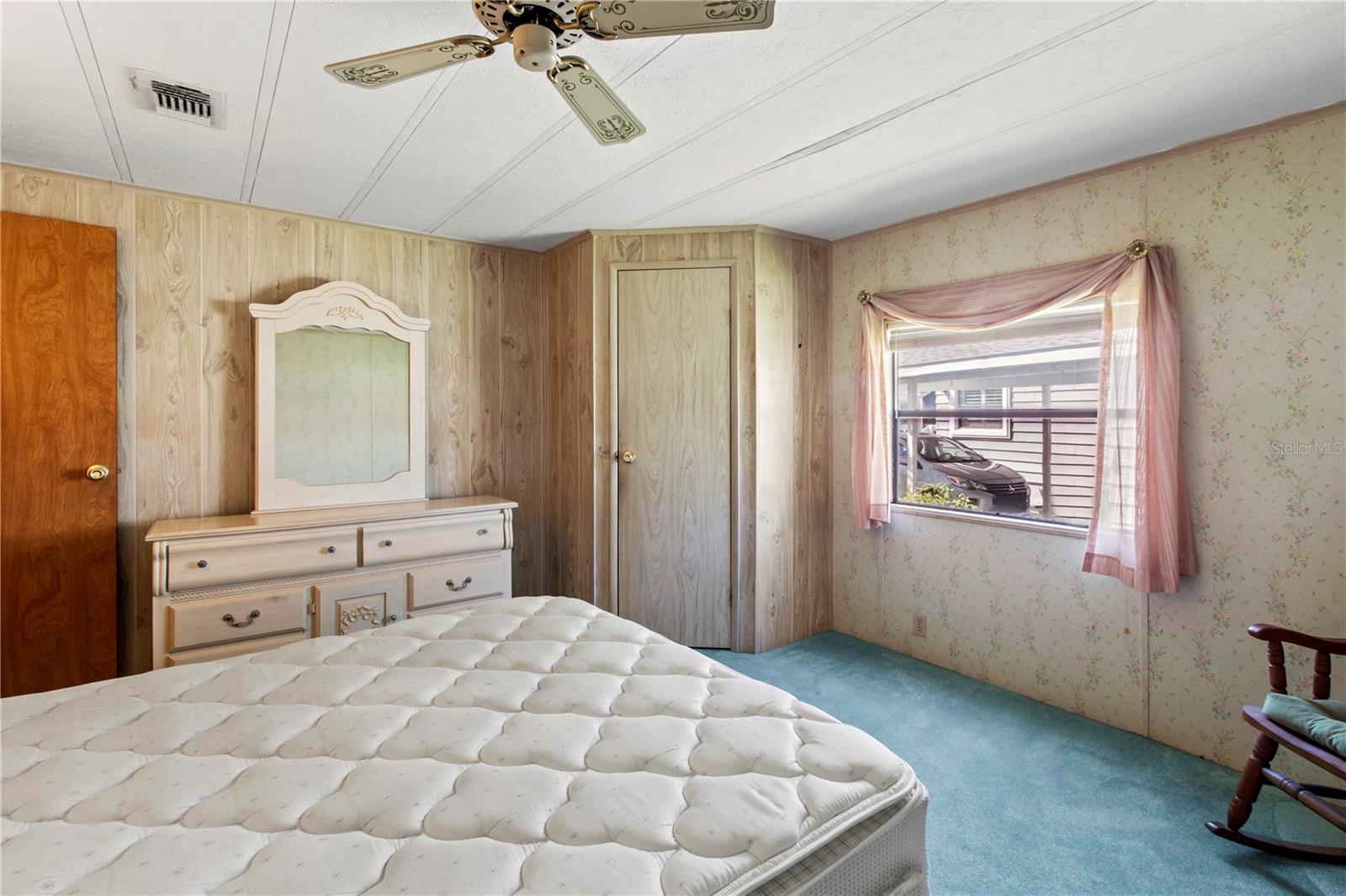 RIDGEWOOD MEADOWS PH II & III - Residential